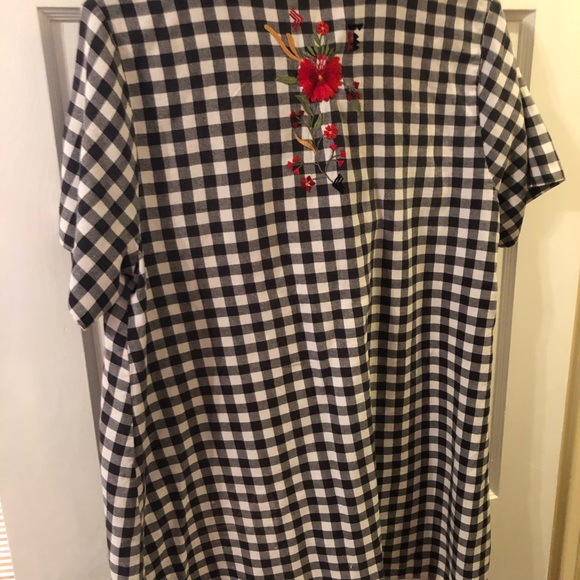 Black & white check embroidered top - Picture 5 of 6